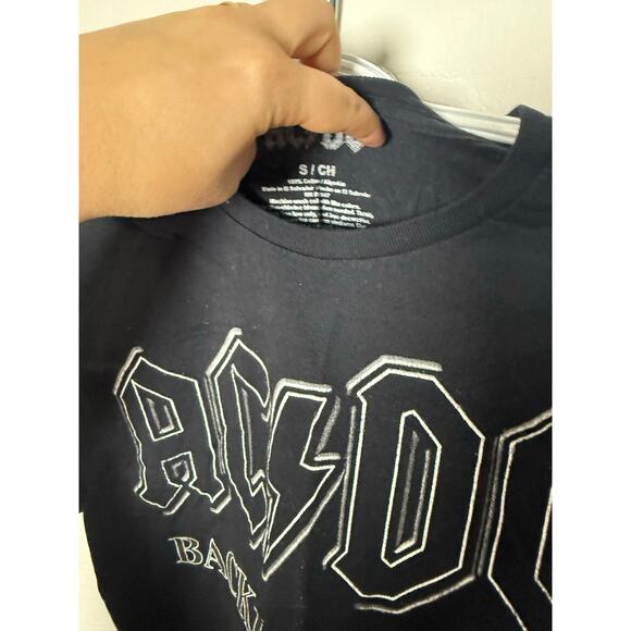 ACDC Black Back in Black Crewneck Graphic Short Sleeve Band T-shirt Small - Picture 2 of 4